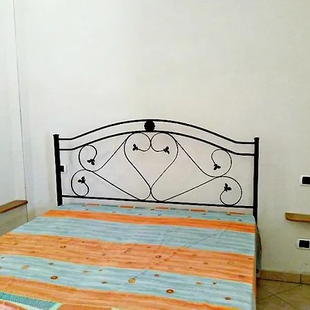 Monolocali Giulio * אוטרנטו